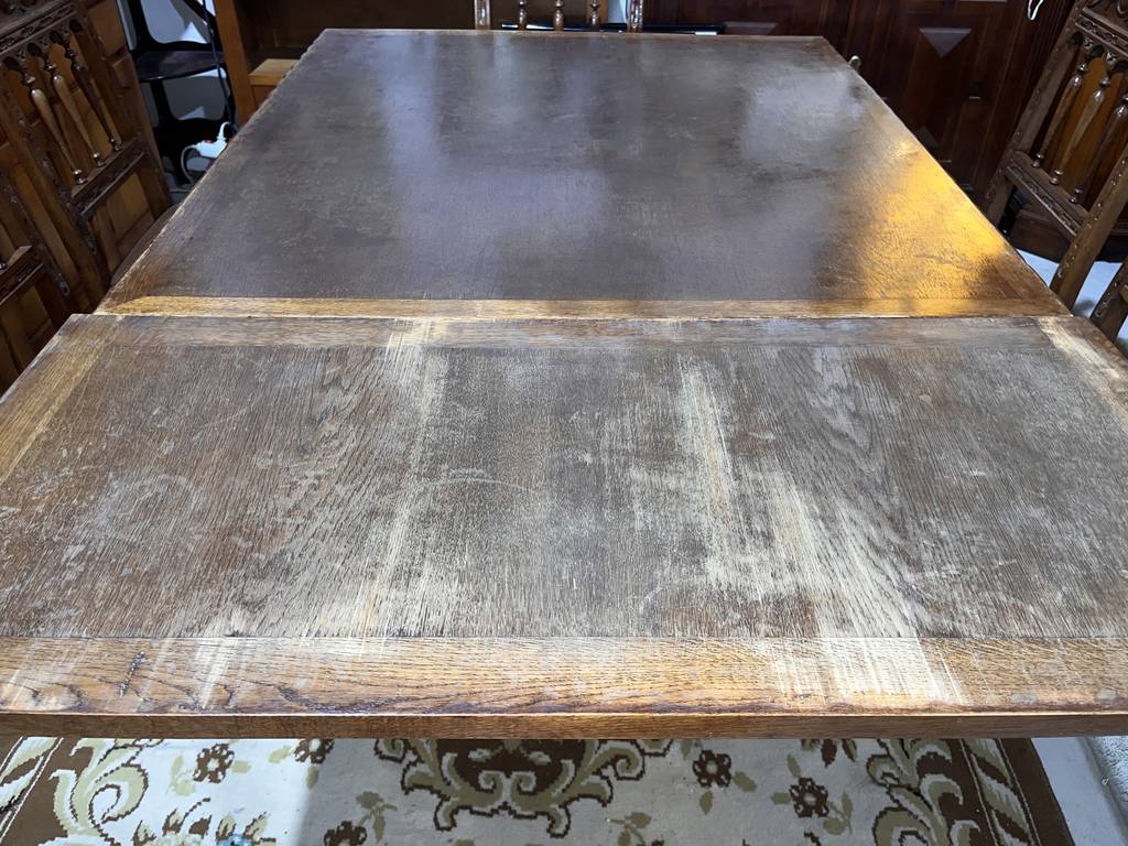 MESA EXTENSIBLE Y 6 SILLAS - Imagen 5