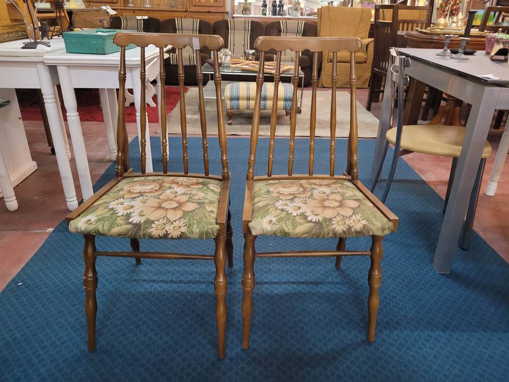 2 SILLAS DE MADERA - Imagen 2