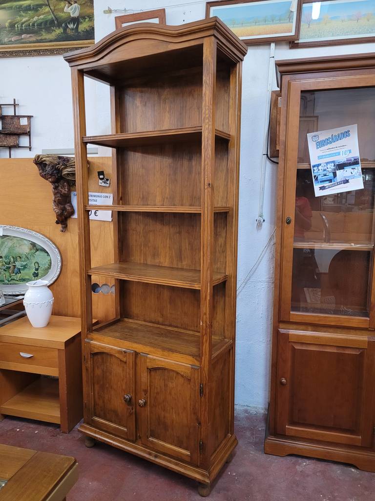 ESTANTERÍA CON PUERTAS - Imagen 2