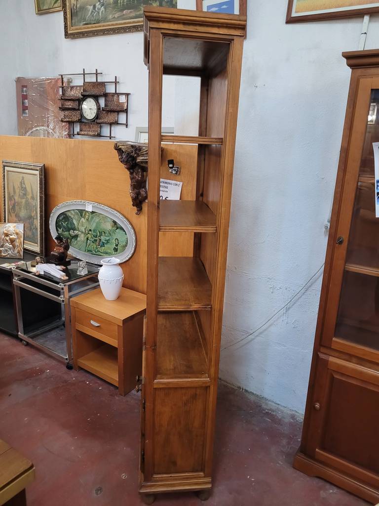 ESTANTERÍA CON PUERTAS - Imagen 4