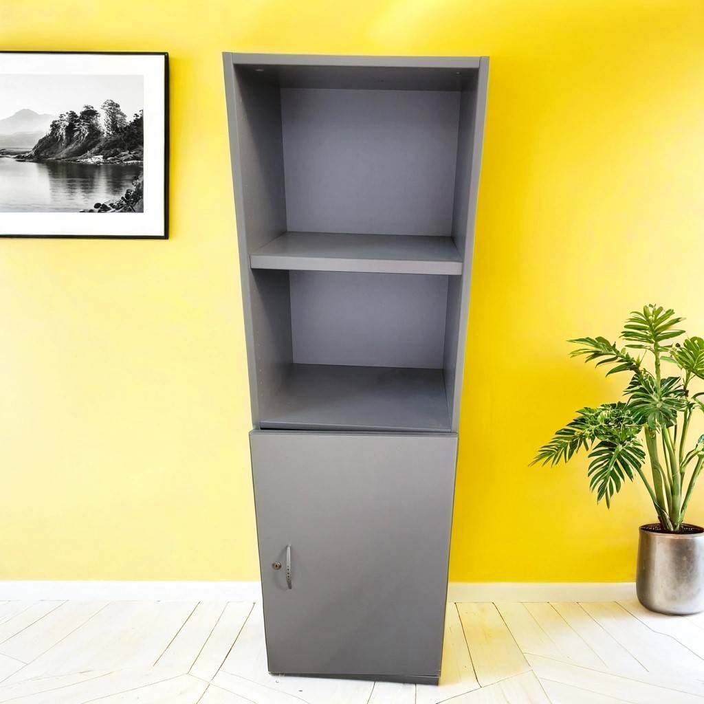 ESTANTERÍA CON PUERTA INFERIOR