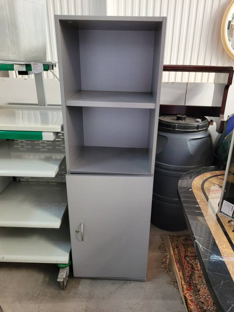 ESTANTERÍA CON PUERTA INFERIOR - Imagen 2