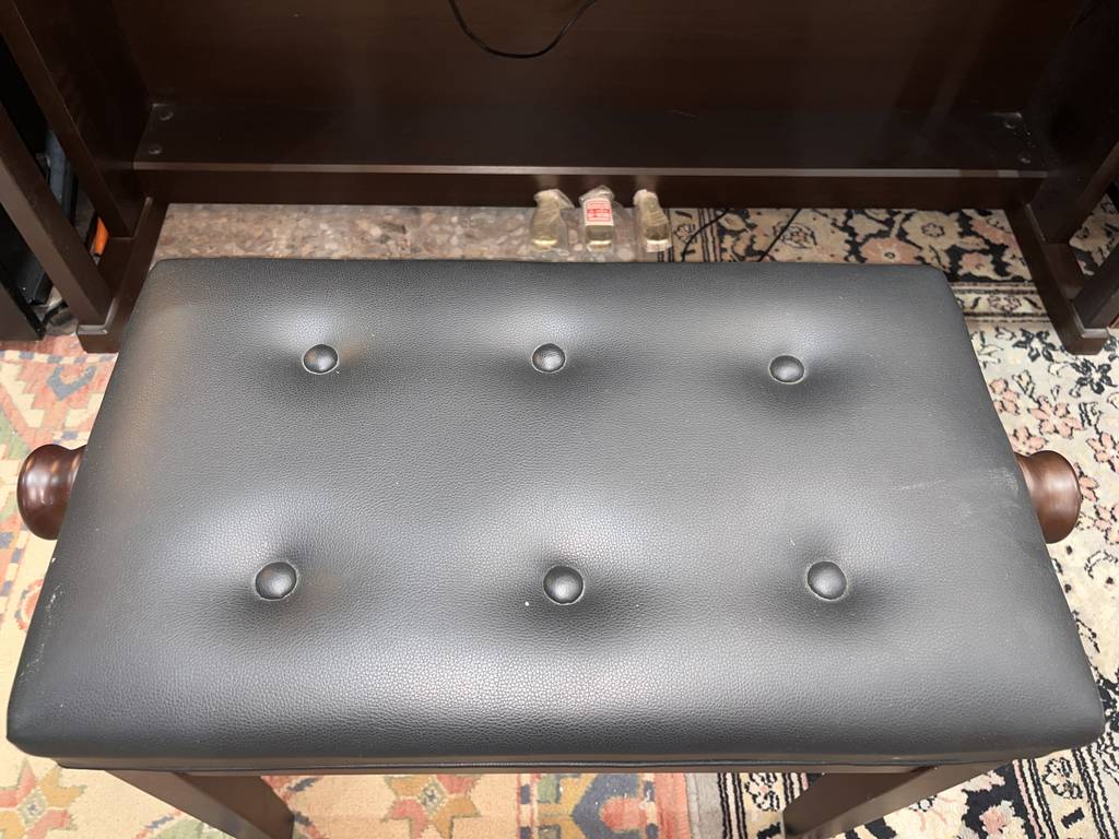 PIANO ELÉCTRICO Y TABURETE - Imagen 12