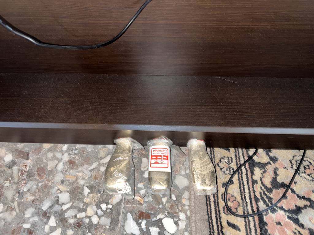 PIANO ELÉCTRICO Y TABURETE - Imagen 9