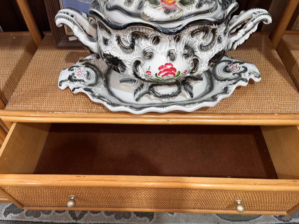 MUEBLE DE BAMBÚ - Imagen 8