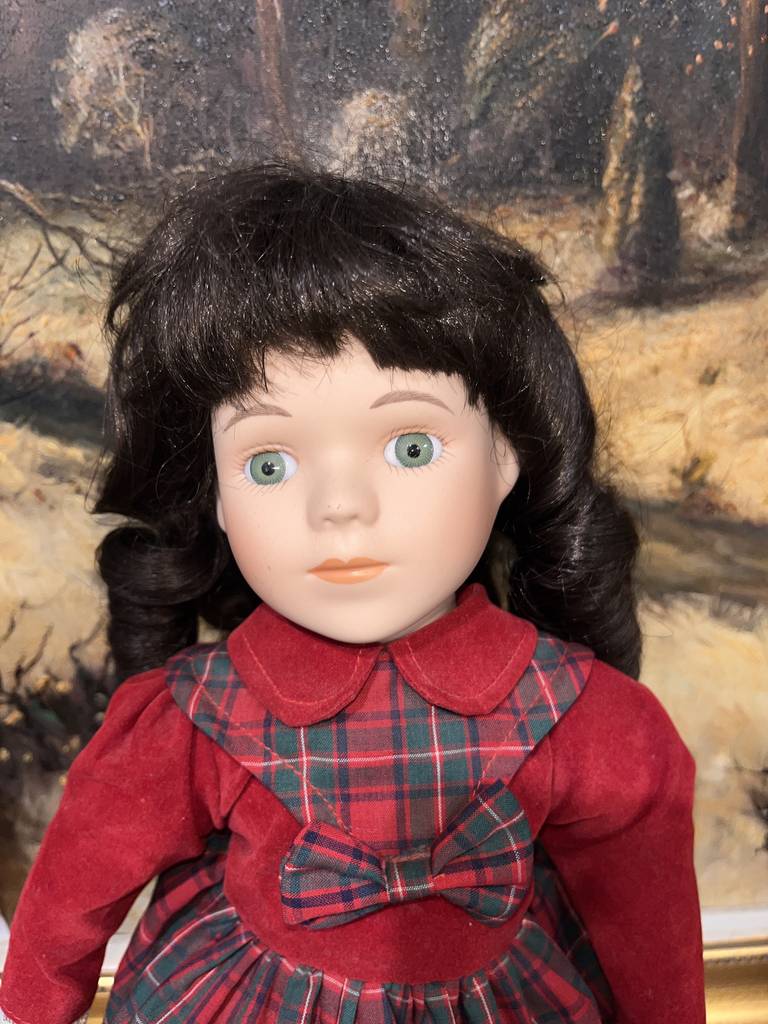 MUÑECA DE PORCELANA - Imagen 3