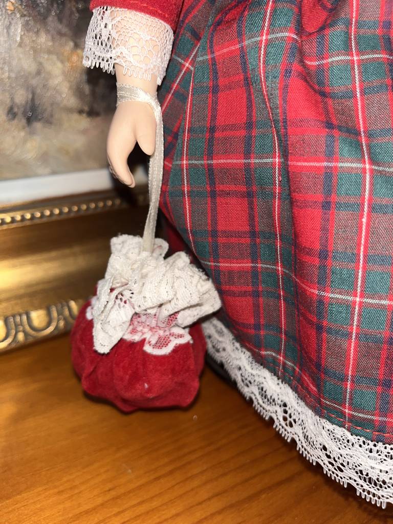 MUÑECA DE PORCELANA - Imagen 6