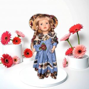 MUÑECA DE PORCELANA