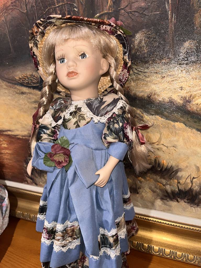 MUÑECA DE PORCELANA - Imagen 3