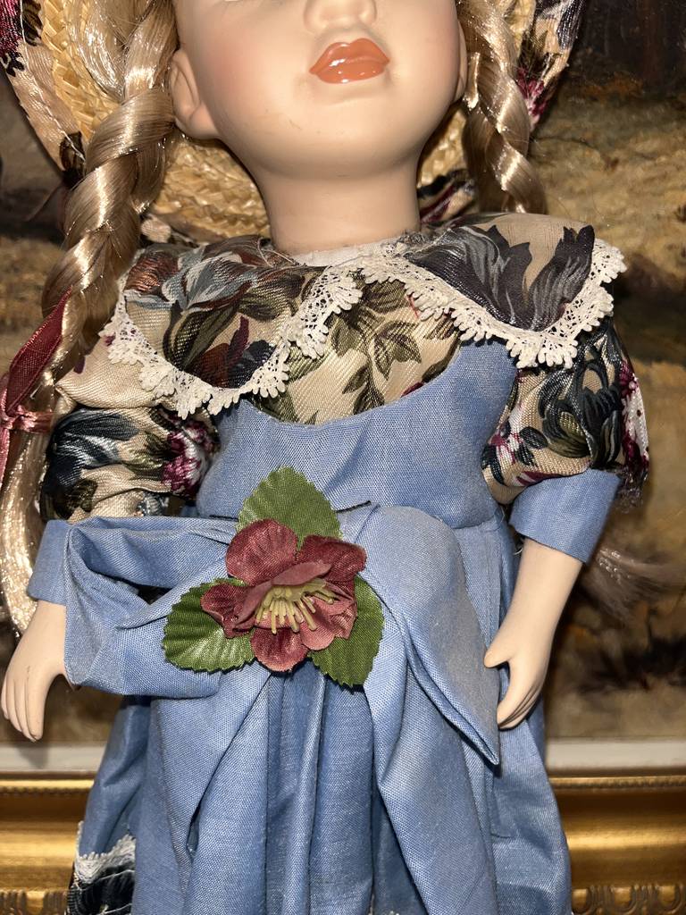 MUÑECA DE PORCELANA - Imagen 5