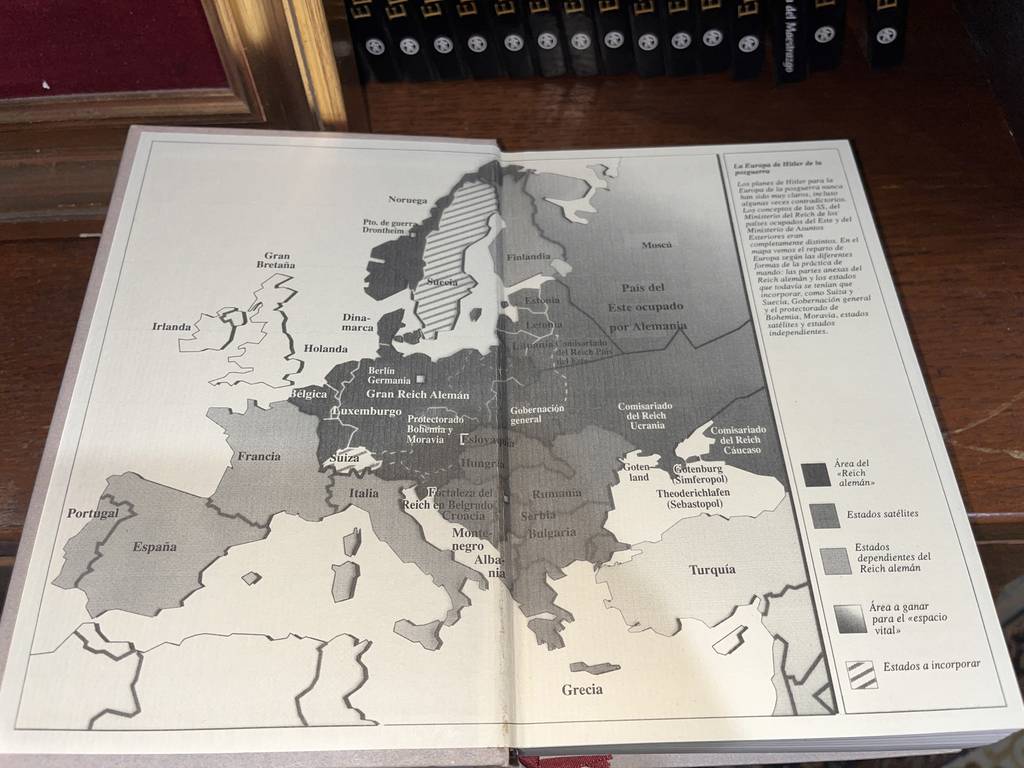 2 TOMOS DE HITLER Y STALIN - Imagen 5