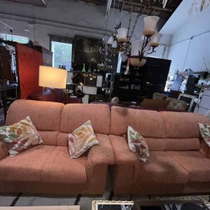 SOFÁ DE 3 PLAZAS Y SOFÁ DE 2 PLAZAS