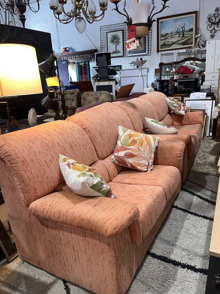 SOFÁ DE 3 PLAZAS Y SOFÁ DE 2 PLAZAS - Imagen 2