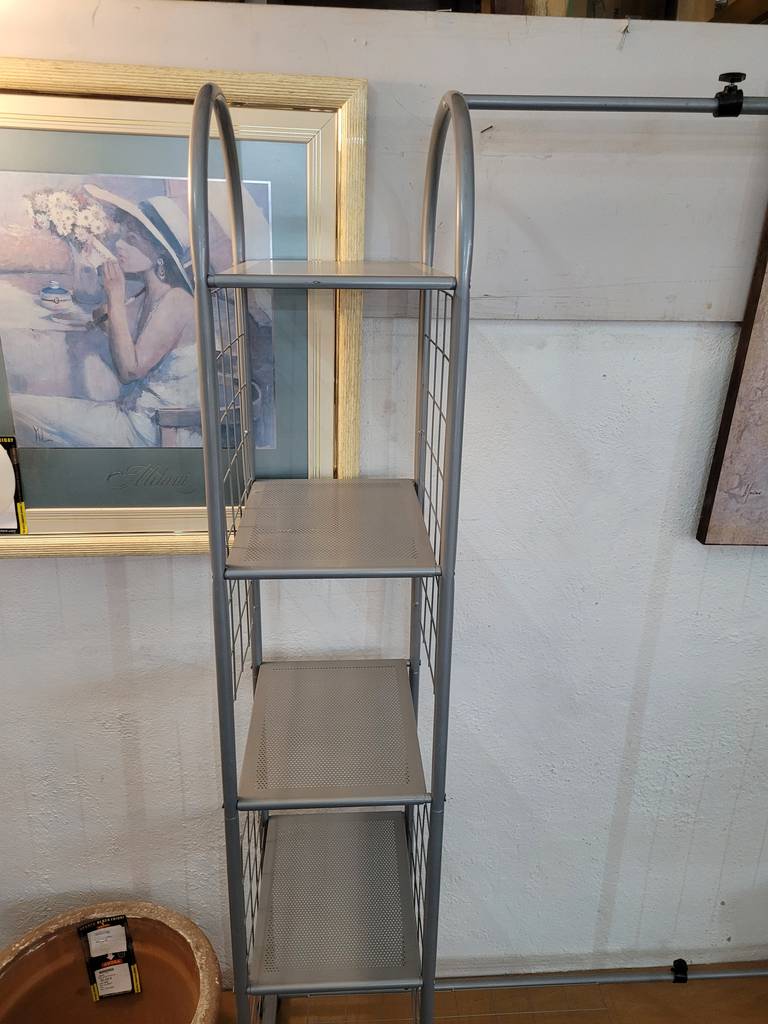 PERCHERO METÁLICO - Imagen 3