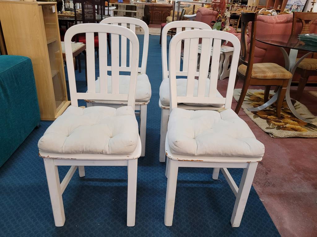 4 SILLAS BLANCAS - Imagen 2