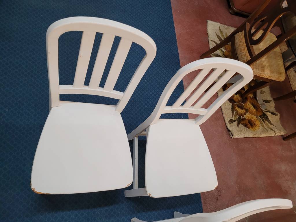 4 SILLAS BLANCAS - Imagen 8
