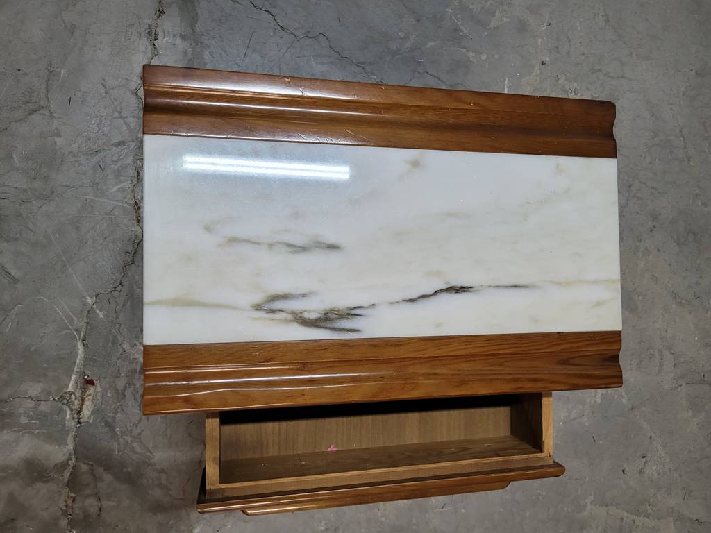 MESITA DE NOCHE CLÁSICA - Imagen 4