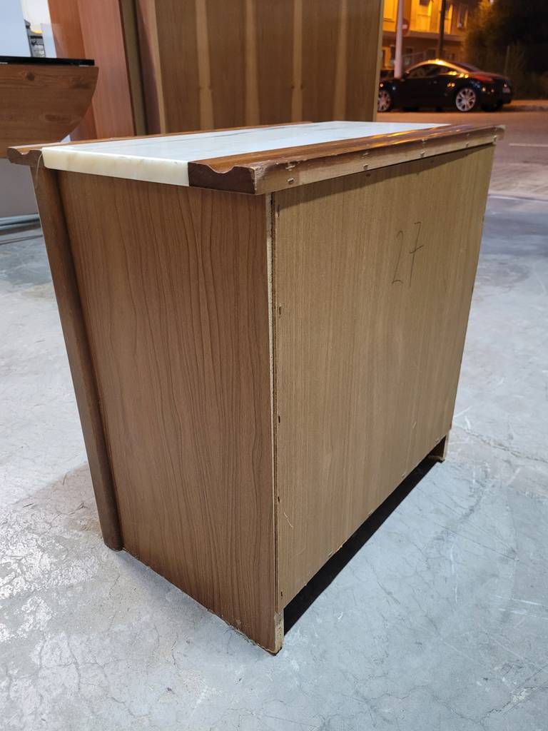 MESITA DE NOCHE CLÁSICA - Imagen 5