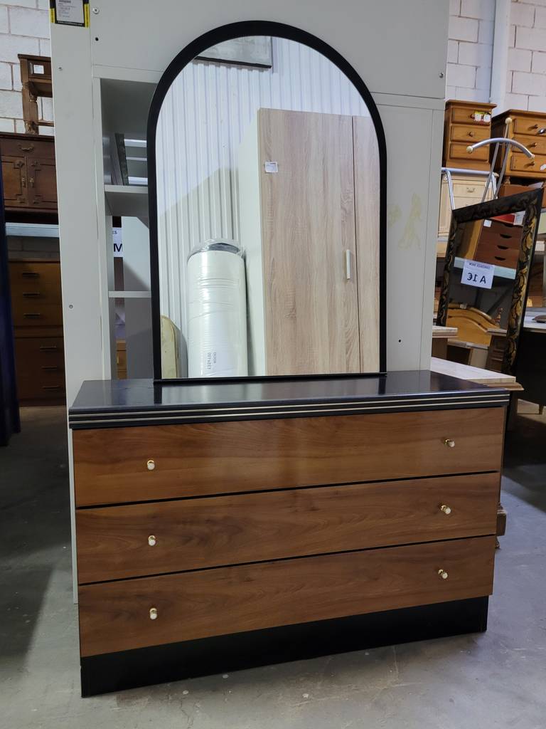 CÓMODA RETRO - Imagen 2