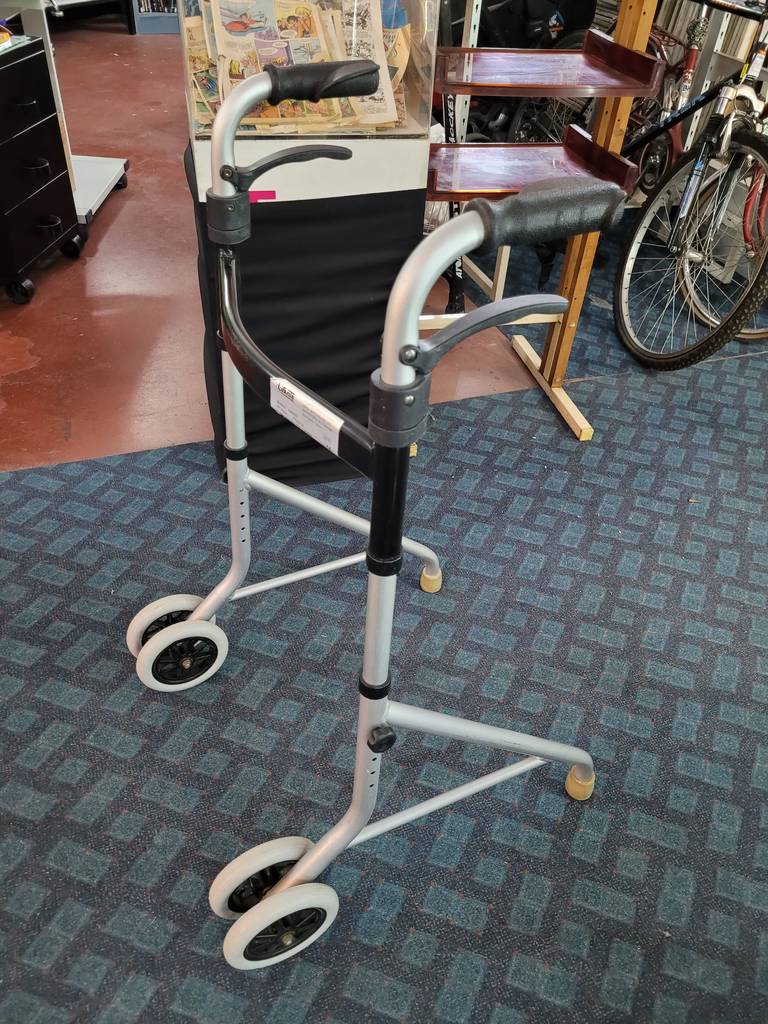 ANDADOR DE ALUMINIO - Imagen 3