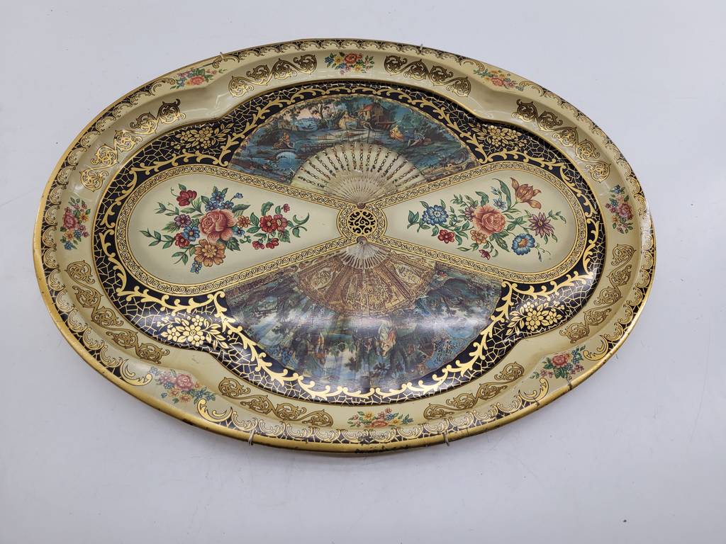 BANDEJA METÁLICA DECORATIVA