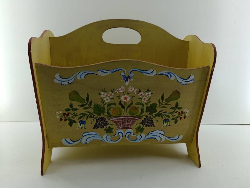 REVISTERO DE MADERA - Imagen 2