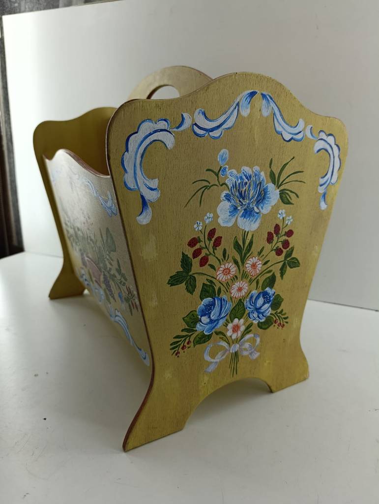 REVISTERO DE MADERA - Imagen 3