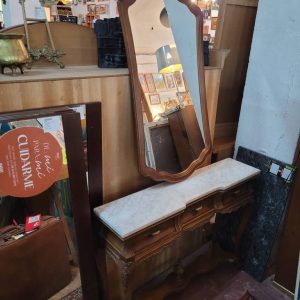 RECIBIDOR CON MÁRMOL