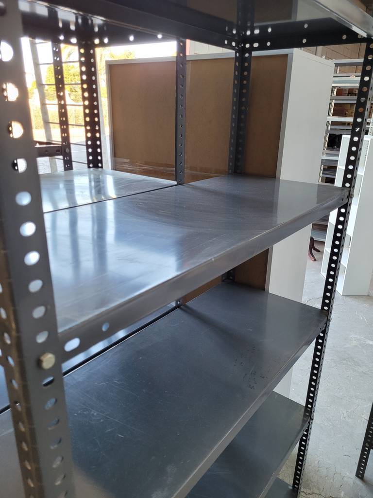 ESTANTERÍA MODULAR DE ÁNGULO RANURADO - Imagen 3