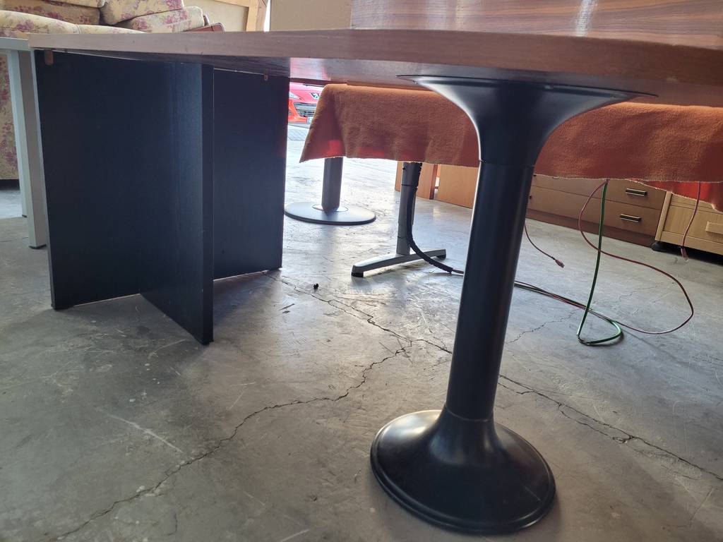 MESA DE OFICINA OVALADA - Imagen 7