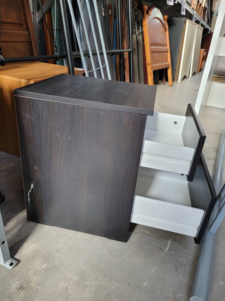 MESITA DE NOCHE - Imagen 5