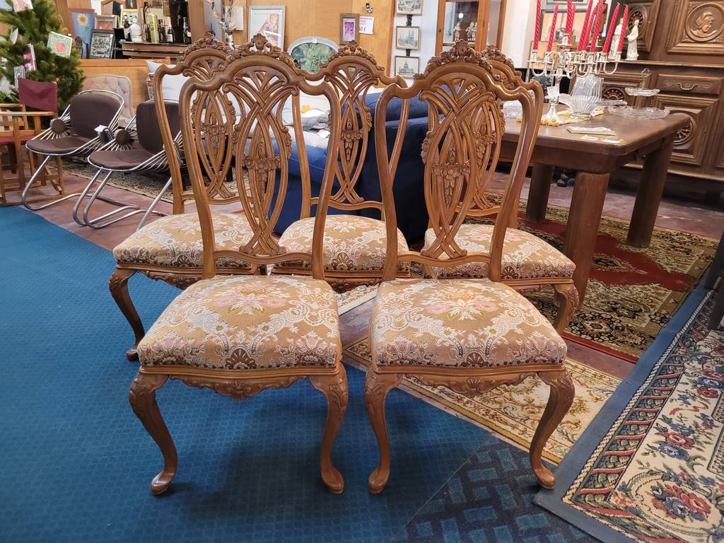 5 SILLAS CLÁSICAS - Imagen 2