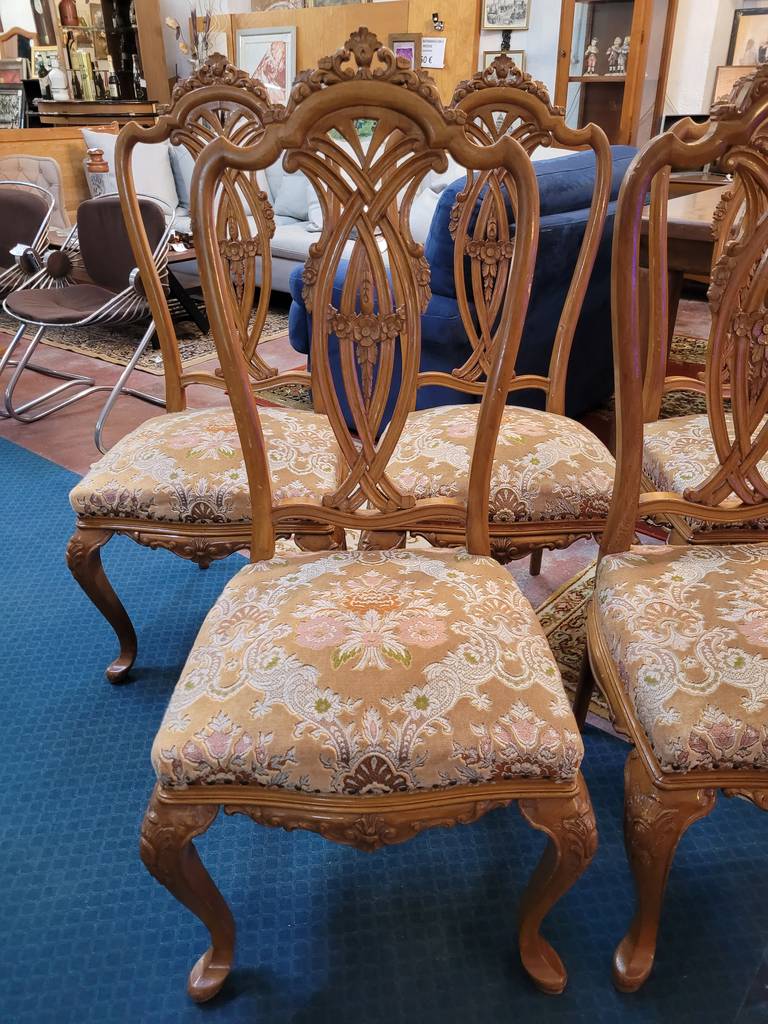 5 SILLAS CLÁSICAS - Imagen 6