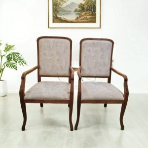 2 SILLONES CLÁSICOS