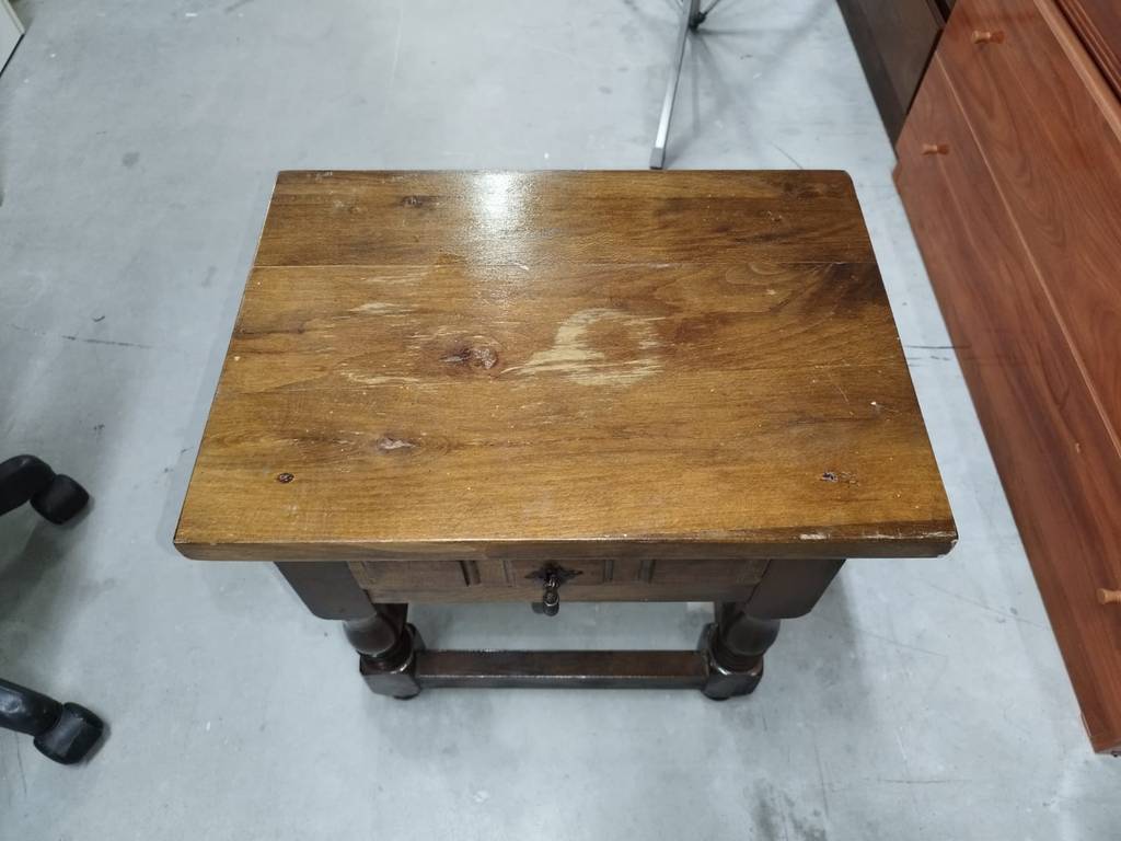 MESITA DE NOCHE CASTELLANA - Imagen 5