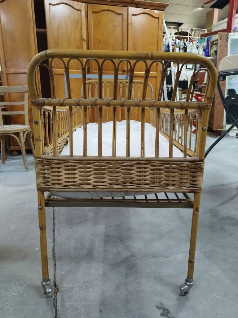 CUNA DE MIMBRE - Imagen 3