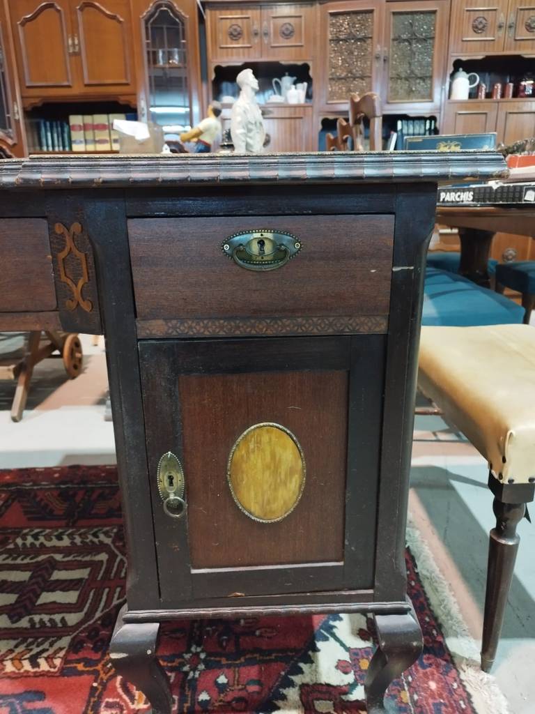 ESCRITORIO CLÁSICO - Imagen 5