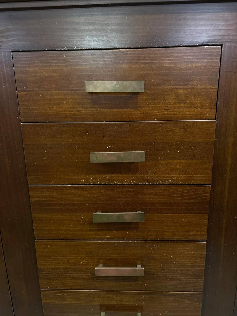 APARADOR DE MADERA ROBUSTA - Imagen 5