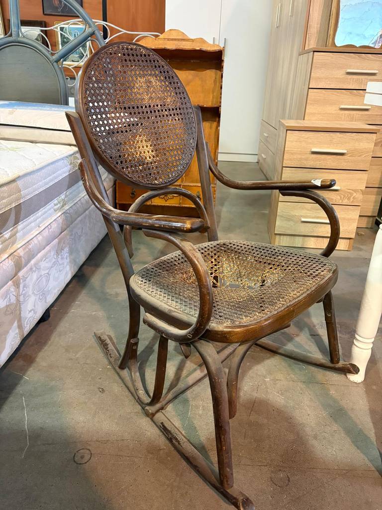 MECEDORA THONET - Imagen 4