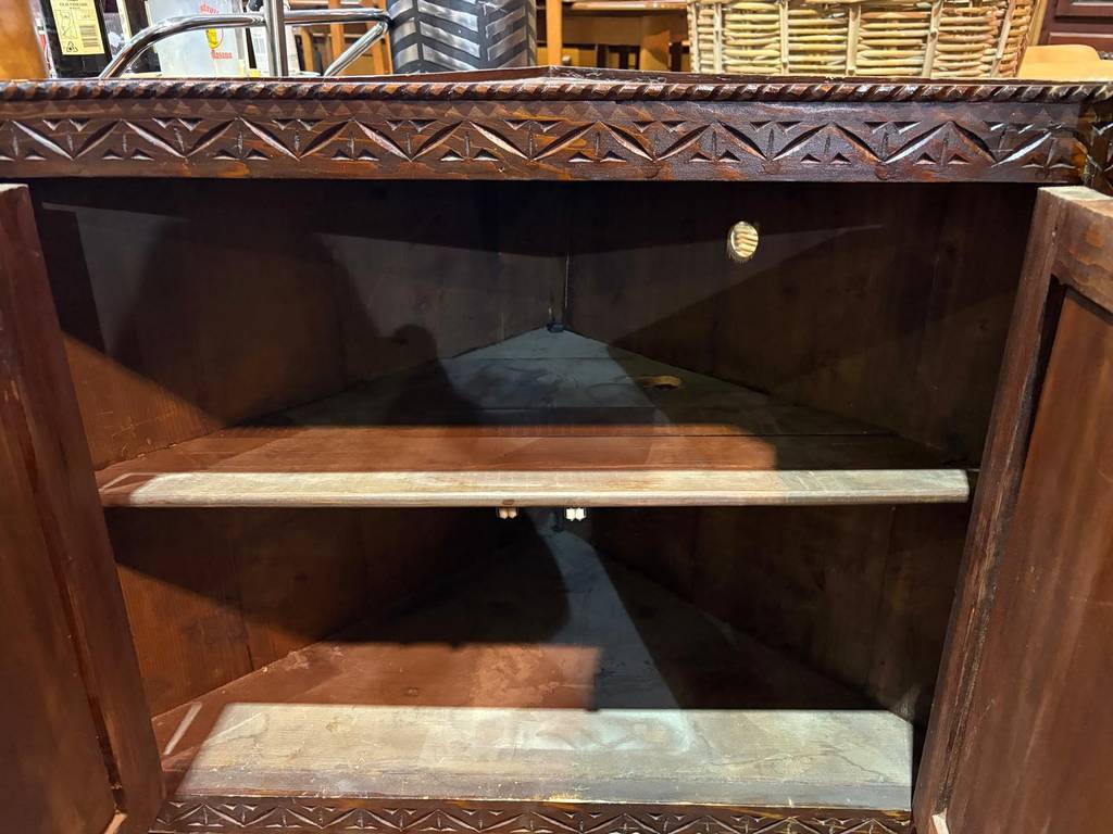 MUEBLE DE MADERA TALLADA - Imagen 10