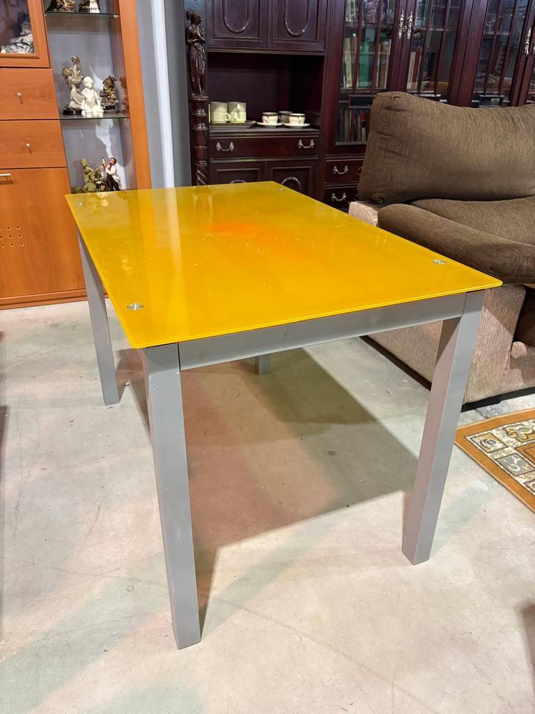 MESA DE COCINA MODERNA