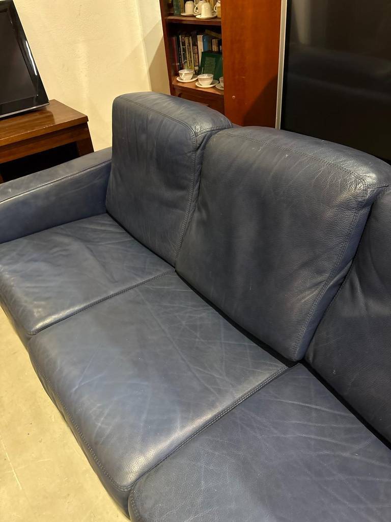 SOFÁ DE PIEL - Imagen 5