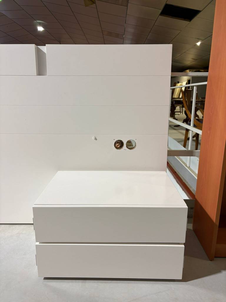 CABECERO Y 2 MESITAS - Imagen 4