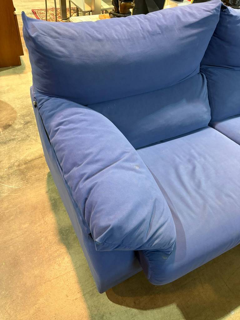 SOFÁ DE 2 PLAZAS - Imagen 5