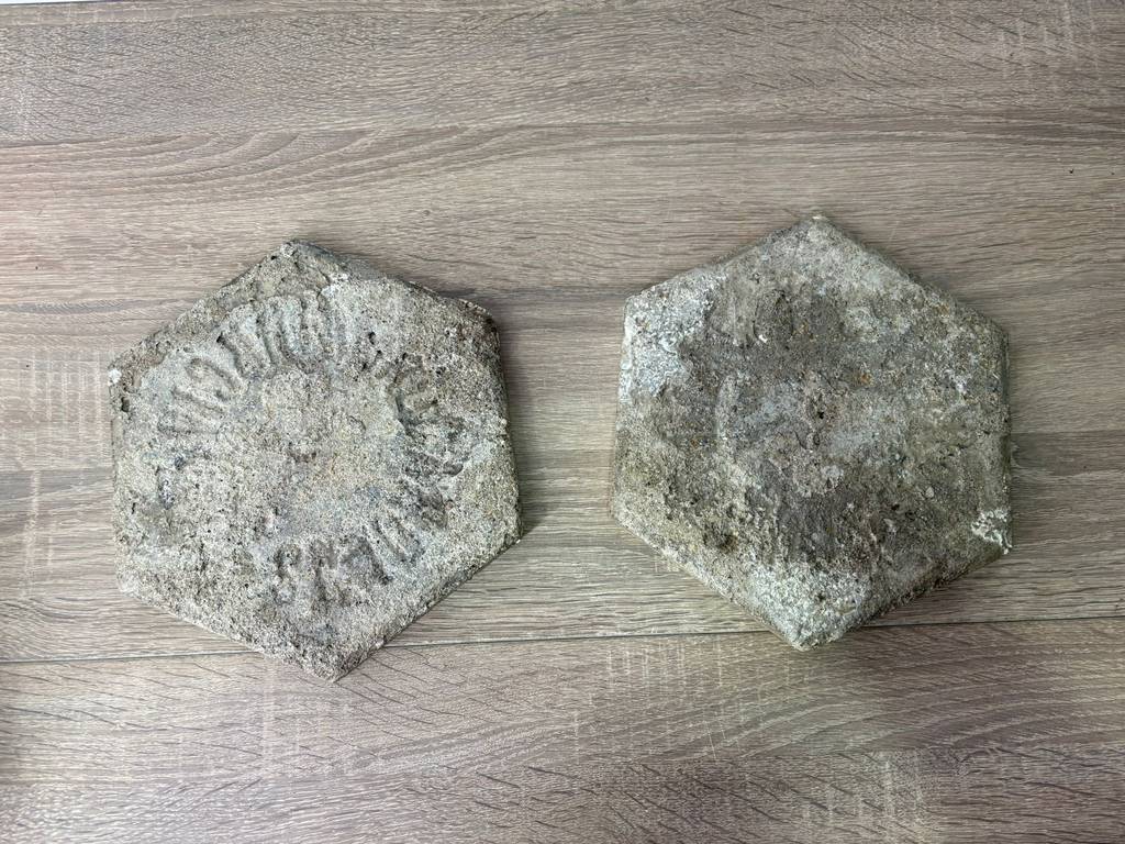 2 BALDOSAS HIDRÁULICAS - Imagen 6