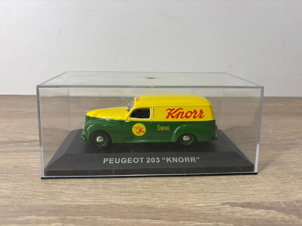 COCHE KNORR ANTIGUO