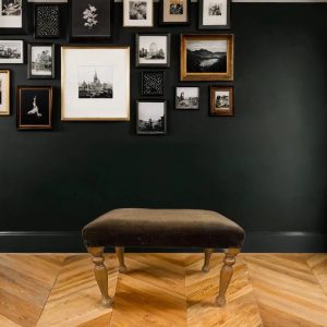 TABURETE DESCALZADOR