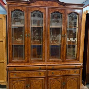 VITRINA DE COMEDOR CLÁSICA