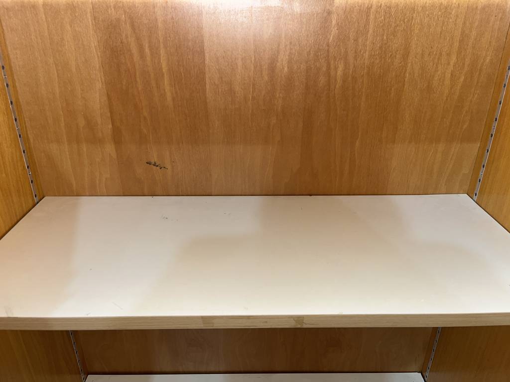 LIBRERÍA CON PUERTAS - Imagen 9