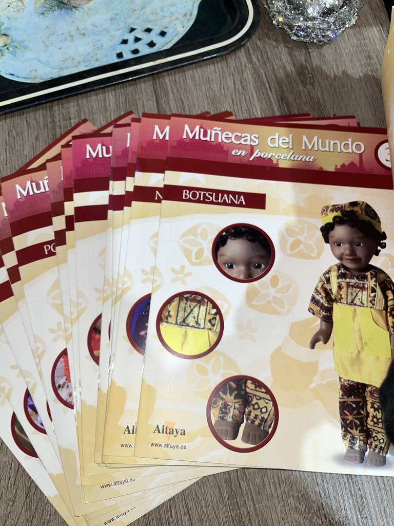 COLECCIÓN MUÑECAS DEL MUNDO - Imagen 14